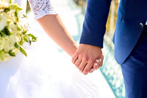 Quelle robe pour la mère de la mariée lors d'un mariage bohème chic ?