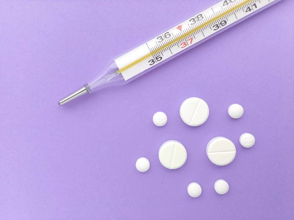 Les différences entre le thermomètre de Galilée et les thermomètres modernes à mercure ou numériques