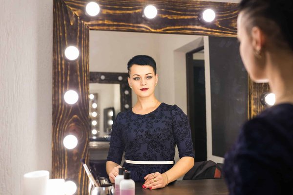 Quelles sont les époques les plus influentes pour un dressing rétro et comment les adopter ?